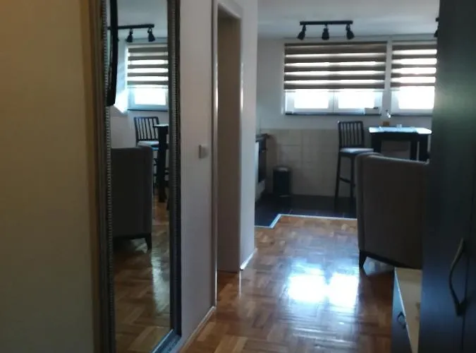 J&k 公寓 兹拉蒂博尔